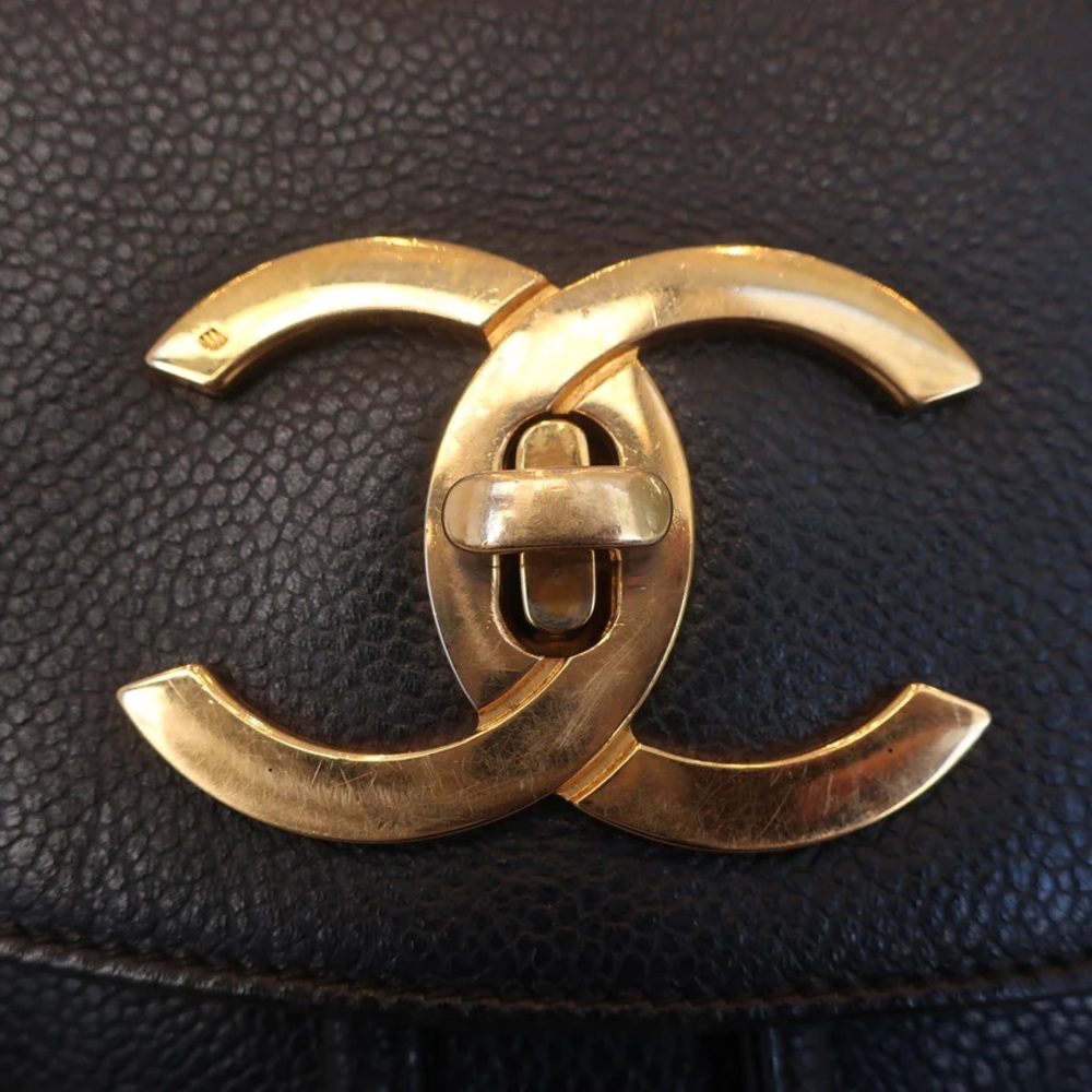 Authentic CHANEL black caviar leather backpack - Picture 5 of 16